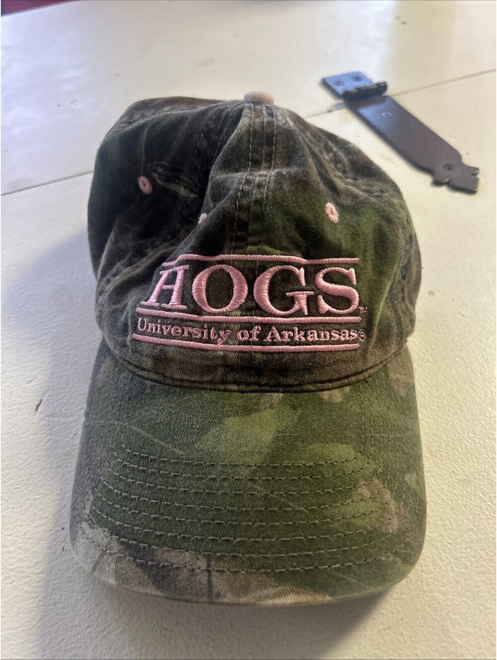 Arkansas Razorbacks Camo Hat Cap WOMENS Adjustable The Game Hogs Ladies NCAA